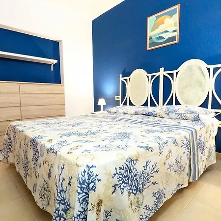 Casa Del Sole 100m From The Beach, Ac Wi-fi Feriehus