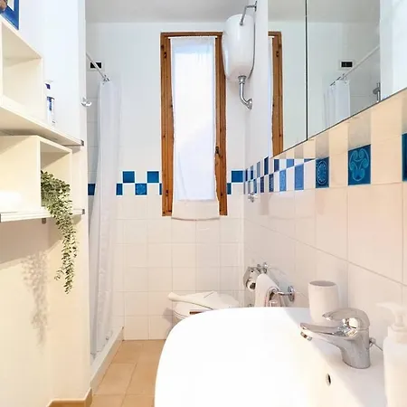 Casa Del Sole 100m From The Beach, Ac Wi-fi Marongiu